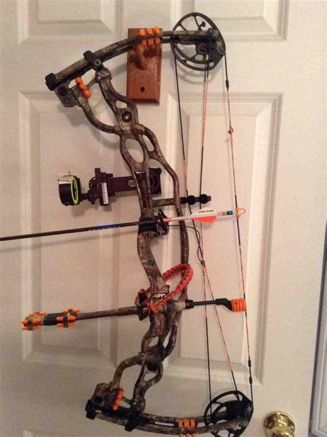 Pin By Mark On Archery And Bow Archery Bows Bow Hunting Archery Bow