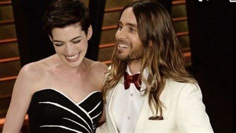 Anne Hathaway Jared Leto To Lead Executive Produce Apple Tv Series