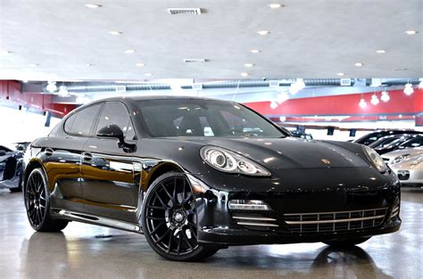 2013 Black Porsche Panamera 4 Platinum Edition Sedan