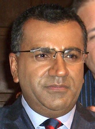Living with michael jackson, a documentary special by british journalist martin bashir, was the leaving neverland of its day: Martin Bashir - Wikipedia