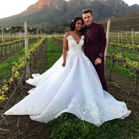 Minnie Dlamini Looked Liked A Princess On Her Wedding Dayphotos