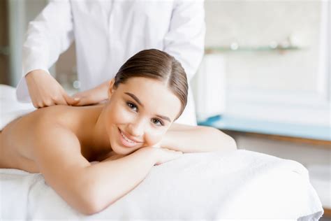 Friction Massage Chiropractor Chicago Chiropractors Using Friction Massage Chicago Il ☎