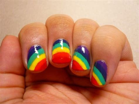 Got any questions or ideas for videos? make-up, nails, nail polish, rainbow, stripes, patterns ...
