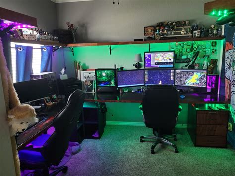 His And Hers Battlestation