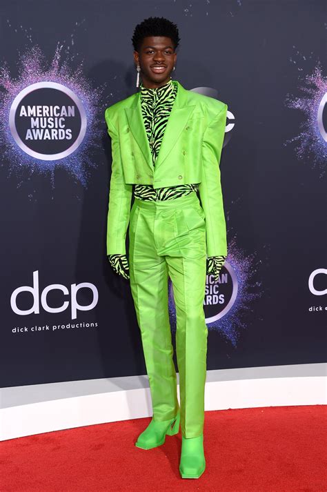 2019 American Music Awards Red Carpet Arrival Photos Looks