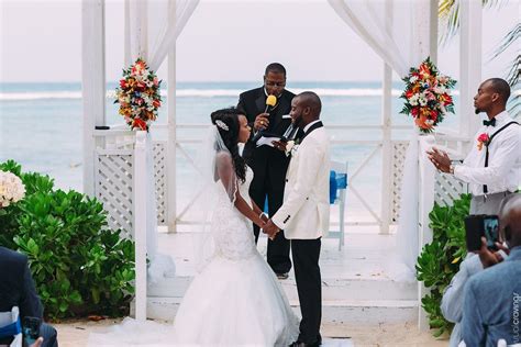 Romantic Wedding Ceremony At Riu Ocho Rios Jamaica Romantic Wedding