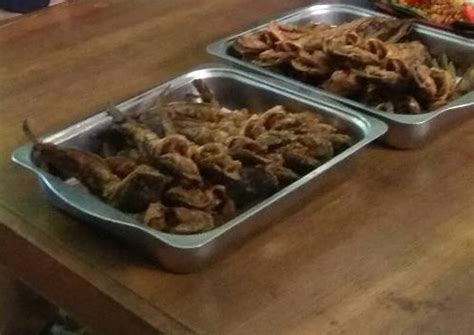 Sajian ikan bandeng bumbu pindang kuah bening adalah sajian yang dibuat dari kombinasi bumbu rempah nusantara dengan komposisi yang pas, sehingga akan membuat rasanya. Resep Lele Goreng bumbu kuning oleh snurkhayatin - Cookpad