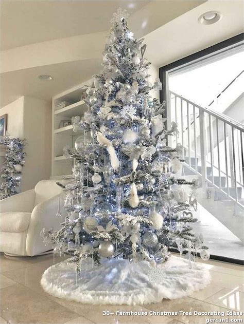 20 Silver Christmas Tree Decor Ideas Pimphomee