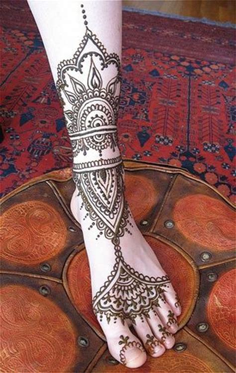18 Outstanding Leg Mehndi Designs Womentriangle