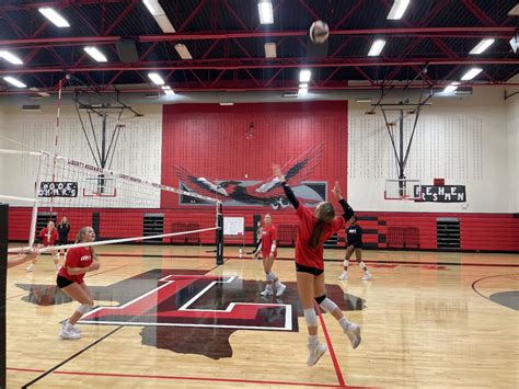 Volleyball Continues Preseason With Another Win Wingspan