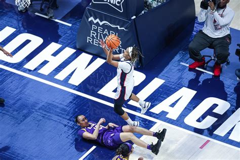 Ole Miss Rebels Womens Basketball Drops Home Conference Opener Vs Lsu Tigers The Grove