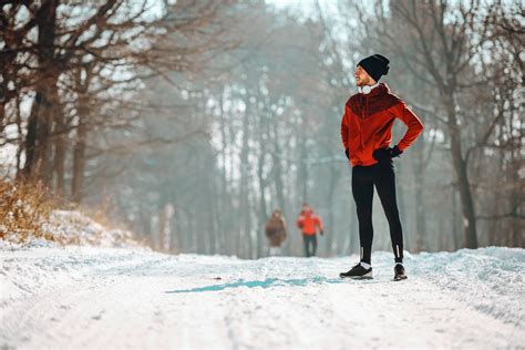 W Zimie Nigdy Dokończ Zdanie - Jak się ubrać na bieganie w zimie? - Profil Aktywny