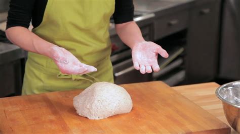How To Knead Dough Top 4 Hand Kneading Tips Make Bread Youtube
