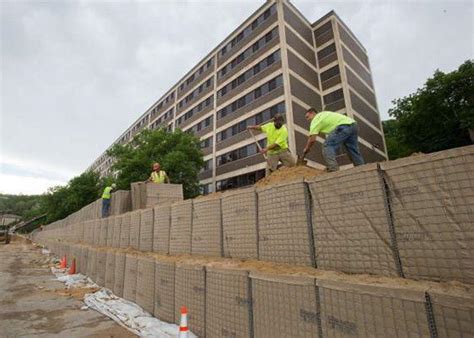 Galvanized Mil 3 Defensive Bastion Barriers Military Welded Gabion Wall