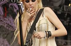 taylor momsen smoking cigarettes girl stripper gossip stage star heels suspenders cigarette smokes she illegally wears bustier smoke young 2010