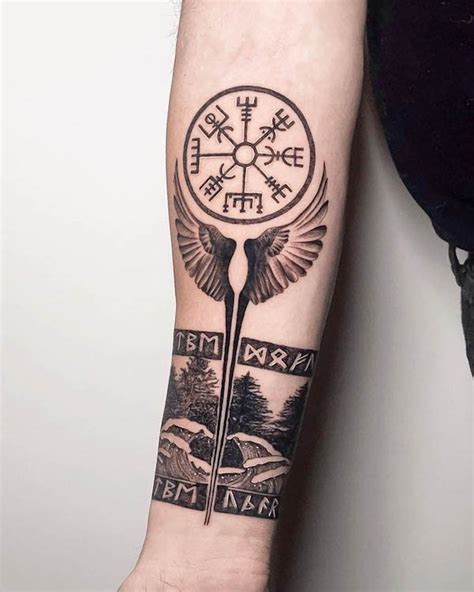 Beautiful Compass Tattoos With Meaning Exploretheworls Com