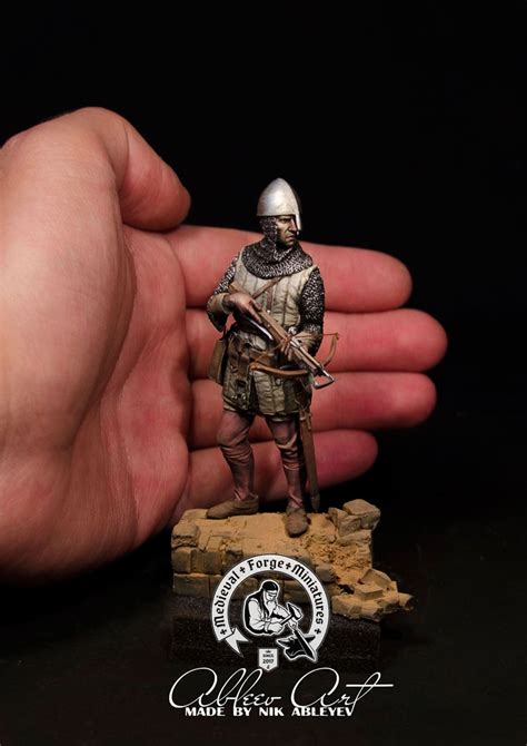It is trained in the berserker barracks which can be unlocked by researching the counterstrategy technology. Crossbowman | planetFigure | Miniatures