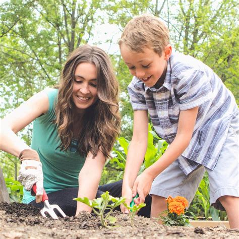 Gardening With Kids 5 Fun Ways To Get Your Kids Involved