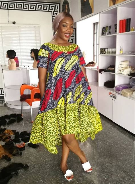 Modèle en pagne#mode #wax 30 modèles des robes africaine tendance 2021 , african dresses, african fashion, african styles Épinglé par Nahele Priso sur african print! | Mode ...