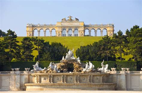 Schonbrunn Palace Gardens At Vienna Editorial Photography Image Of