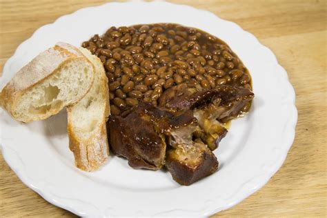 Note that the boneless spare ribs should be fully cooked in about 25 to 30 minutes. How to Cook Boneless Country Spare Ribs | LEAFtv
