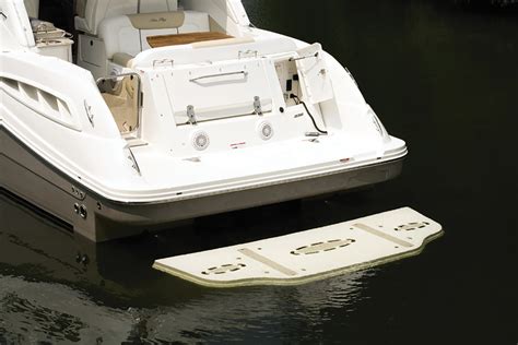 How To Upgrade Your Boat With A Hydraulic Swim Platform Power
