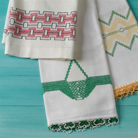 Embroidered Huck Towels Piecework