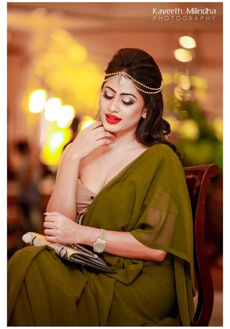 Piumi Hansamali Looks Gorgeous In This Green Saree