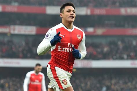 arsenal news alexis sanchez contacted by neymar and dani alves about psg transfer football