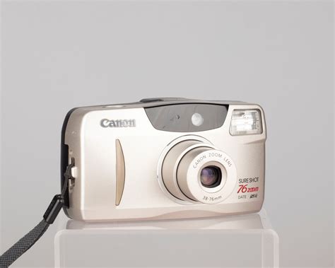 Canon Sure Shot 76 Zoom Date 35mm Film Camera Serial 5122602 New
