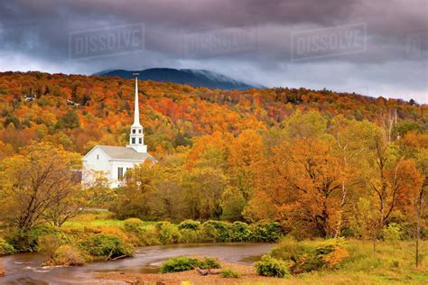 Autumn View Of The Community Church In Stowe Vermont Usa Stock