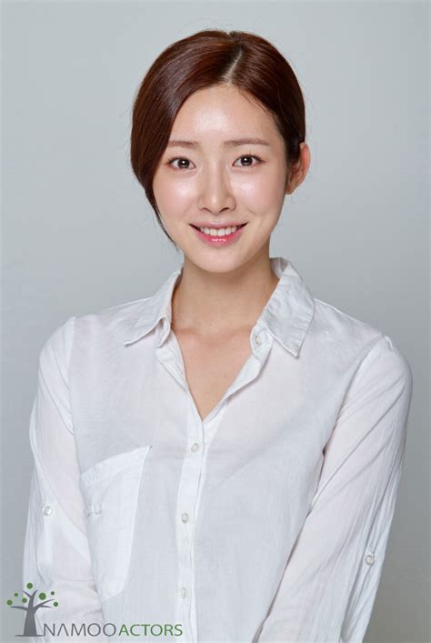When his mother dies a tragic death, he is determined to avenge her death. Cha Jung-Won - AsianWiki