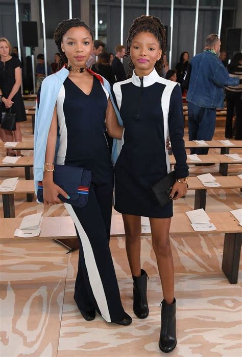 The Randb Duo Chloe X Halle Were In The Front Row Of Tory Burch The New