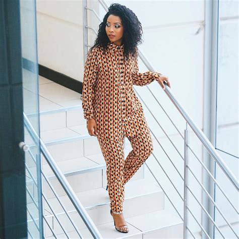 Pearl modiadie is a south african television presenter, radio dj, actress and producer best known to tv audiences for presenting the sabc1 music talk show zaziwa. Pearl Modiadie's Latest Look Is For the Brave and the Bold ...