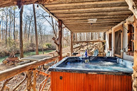 The Treehouse Cabin Creekside Home W Hot Tub Evolve