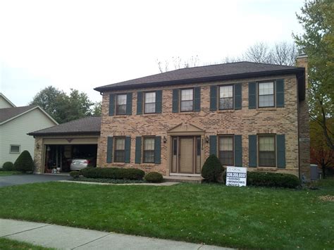 Now, you can improve its resale value with timberline high definition shingles from gaf. Roof with GAF Timberline HD Barkwood Shingles in ...