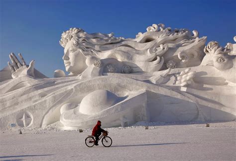 Love Your Life Amazing Snow Sculptures