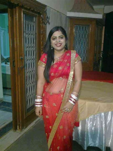 I AM 31 YER INDEPENDENT HOUSEWIFE MOUSAMI READY LOOKING FOR GUY