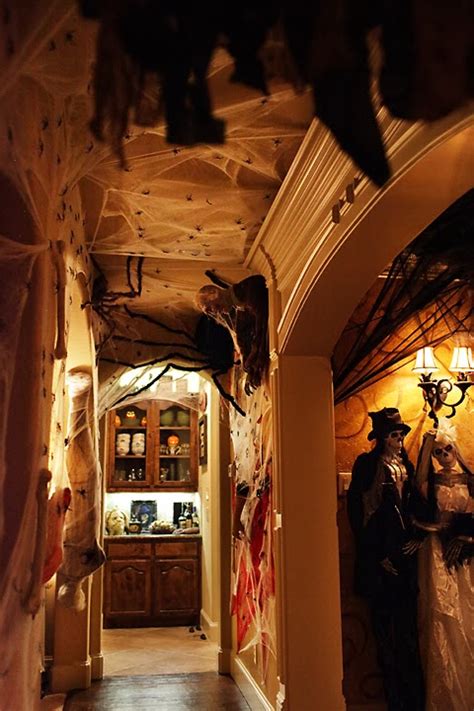 Our halloween recipes will make any halloween party perfect! La Maison Boheme: Ghoulish Halloween Dinner Party