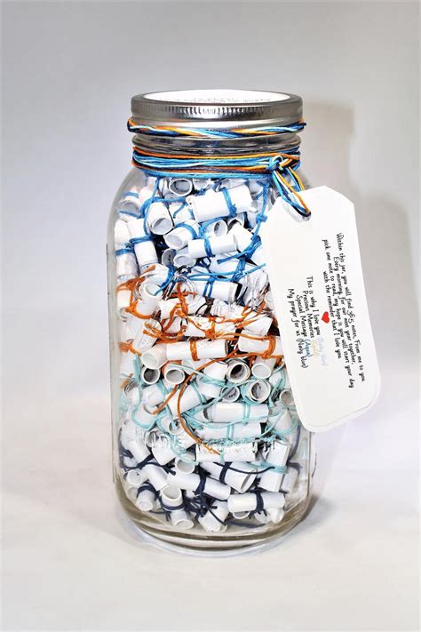 The '365 jar' contains 365 notes with memories, uplifting quotes, photos, and personal gifts. 365 Why You Are Awesome Jar / Gardendesign000 Tk Diy ...
