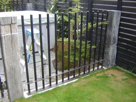 Find your bar fence easily amongst the 234 products from the leading brands (dirickx groupe. Image result for heavy duty vertical steel bars fence ...