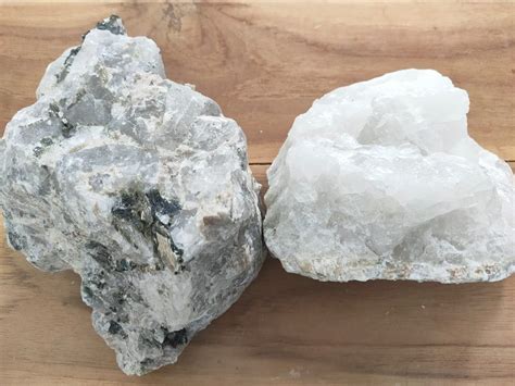 Crystal Off White Mica Feldspar With Quartz Grade Chemical Grade