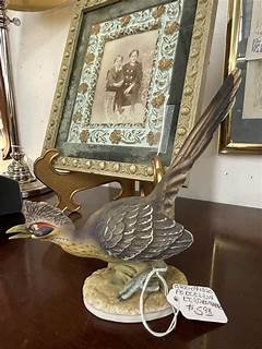 Craigslist Collectibles Treasure Trove For Antique And Vintage Lovers