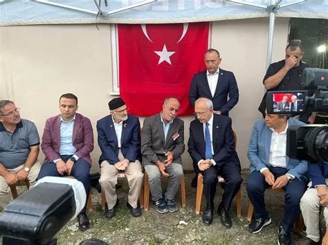 Son dakika haberi Kılıçdaroğlu şehit ailesini ziyaret etti Haberler