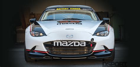 Global Mx 5 Cup Race Car A Close Up Look At Mazdas Turn Key Race Car