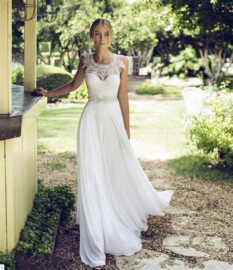 Garden Wedding Dresses Top 10 Garden Wedding Dresses Find The Perfect