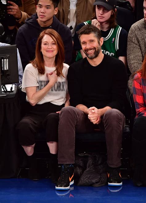 Julianne Moore And Daughter At Ny Knicks Game Dec 2016 Popsugar