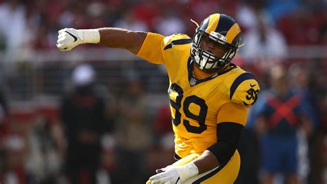 Aaron Donalds College Career Rams Star Was Dominant Even Before Nfl