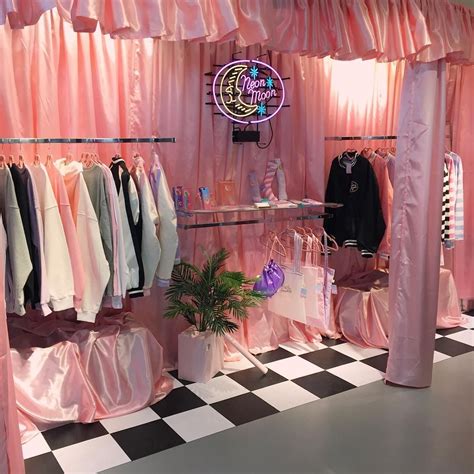 Instagram photo by 이소소 • Mar 4, 2016 at 6:52am UTC | Clothing store ...