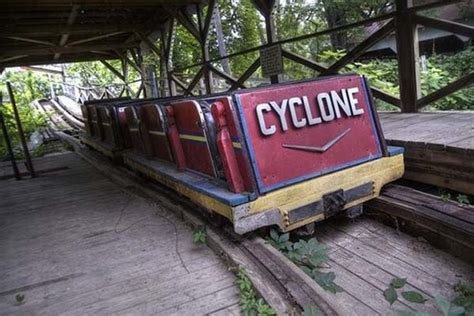 These 22 Creepy Abandoned Amusement Parks Will Give You Nightmares
